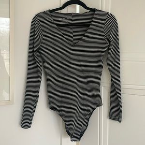 Everlane black and white striped V-neck bodysuit size small
